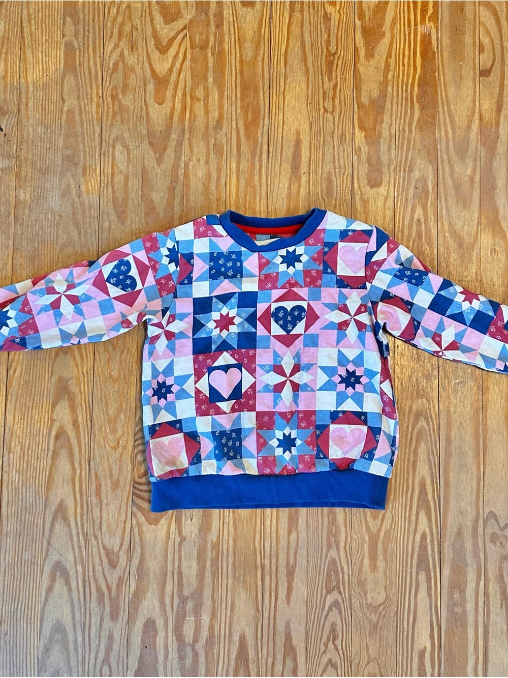 Boden Patchwork Heart & Star Crewneck Sweatshirt in Blue, Pink & Red - Picture 3 of 5